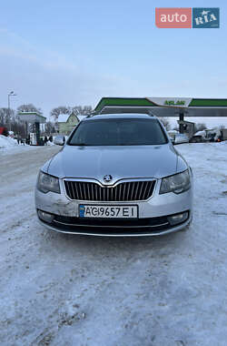 Универсал Skoda Superb 2014 в Хмельницком