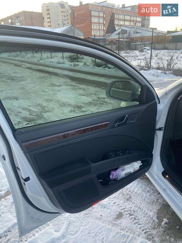 Лифтбек Skoda Superb 2014 в Прилуках