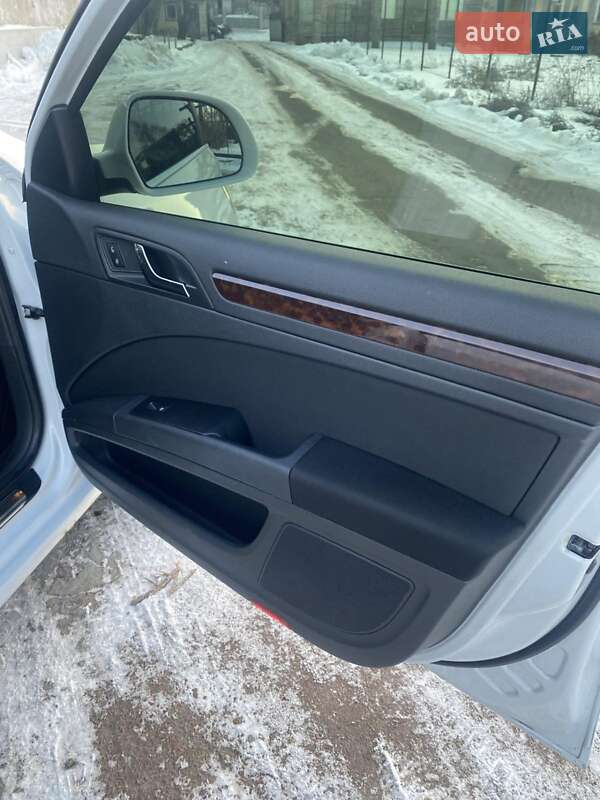 Лифтбек Skoda Superb 2014 в Прилуках