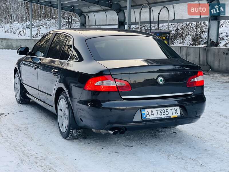 Лифтбек Skoda Superb 2012 в Киеве