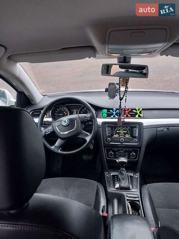 Лифтбек Skoda Superb 2011 в Заречном