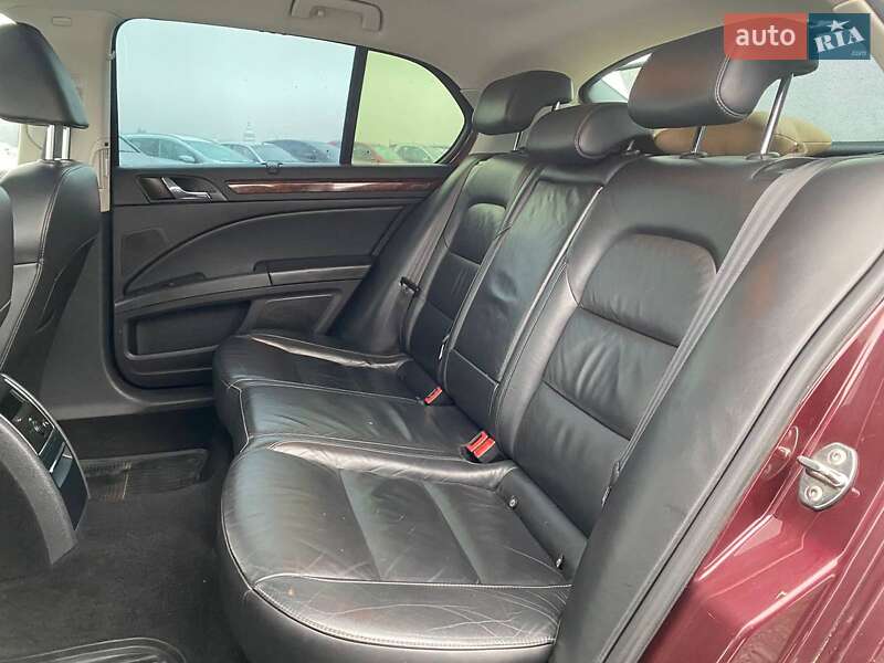 Лифтбек Skoda Superb 2009 в Львове