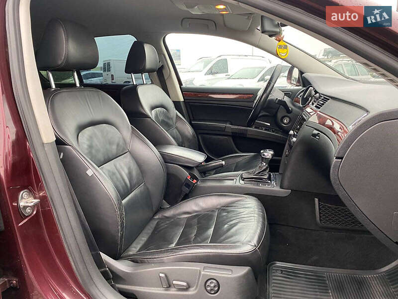 Лифтбек Skoda Superb 2009 в Львове