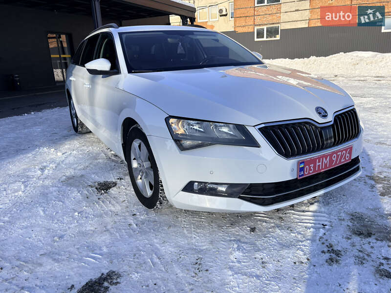 Универсал Skoda Superb 2017 в Нововолынске фото 3 Универсал Skoda Superb 2017 в Нововолынске
