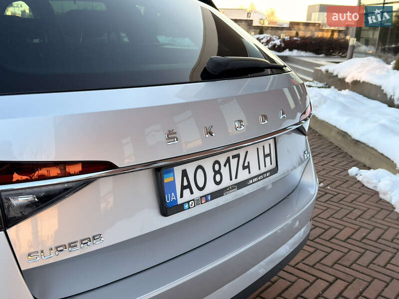 Универсал Skoda Superb 2020 в Мукачево