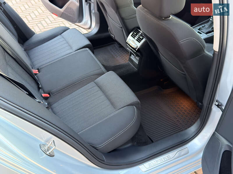 Универсал Skoda Superb 2020 в Мукачево