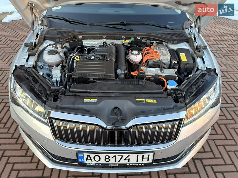 Универсал Skoda Superb 2020 в Мукачево