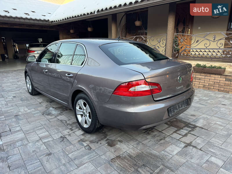 Ліфтбек Skoda Superb 2010 в Ужгороді фото 4 Ліфтбек Skoda Superb 2010 в Ужгороді