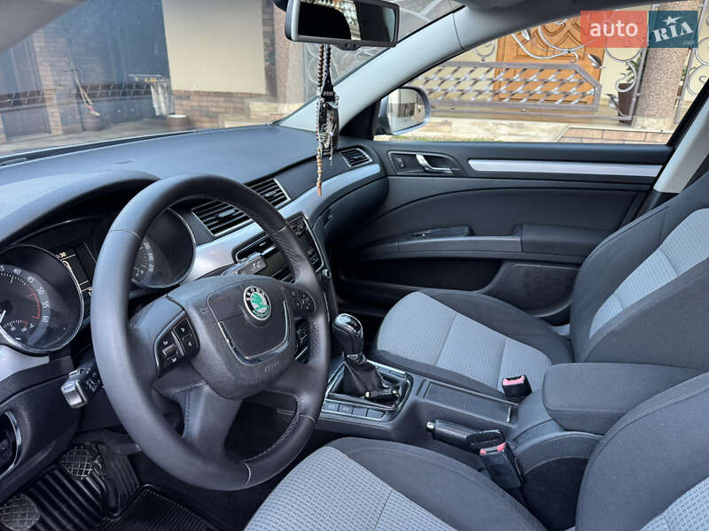 Ліфтбек Skoda Superb 2010 в Ужгороді фото 15 Ліфтбек Skoda Superb 2010 в Ужгороді