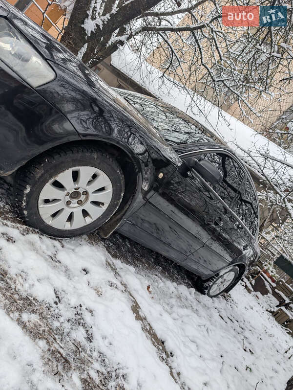 Лифтбек Skoda Superb 2005 в Черновцах