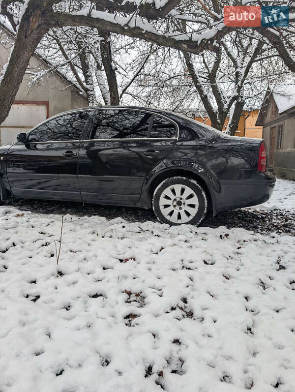 Лифтбек Skoda Superb 2005 в Черновцах