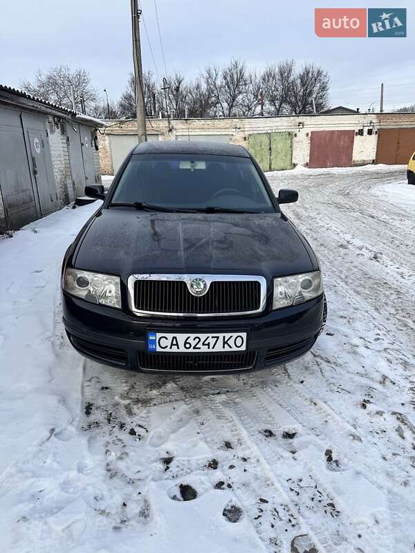 Лифтбек Skoda Superb 2005 в Черкассах