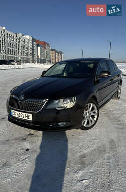 Ліфтбек Skoda Superb 2013 в Рівному