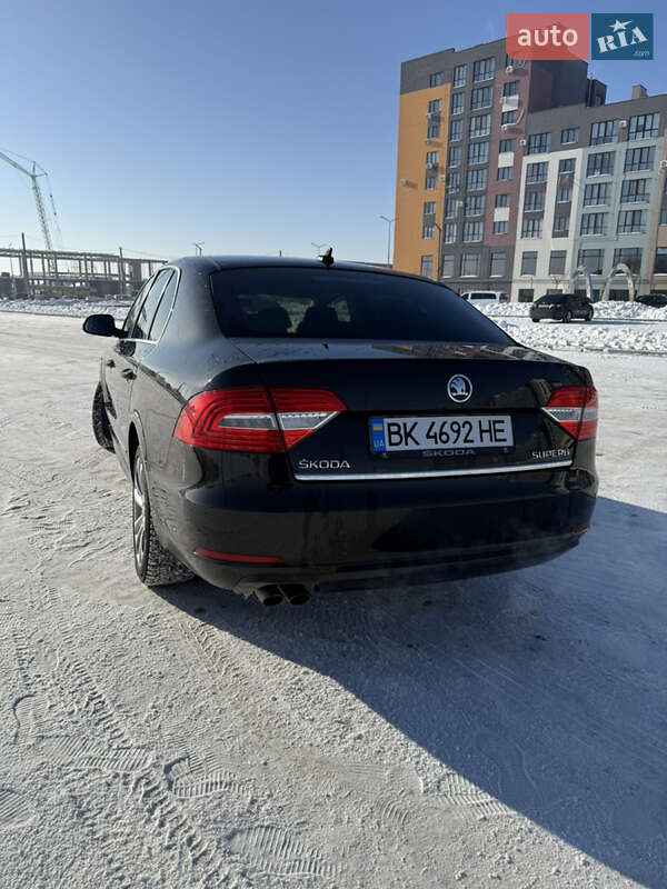 Лифтбек Skoda Superb 2013 в Ровно фото 5 Лифтбек Skoda Superb 2013 в Ровно