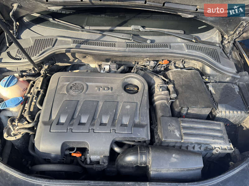 Универсал Skoda Superb 2011 в Борисполе