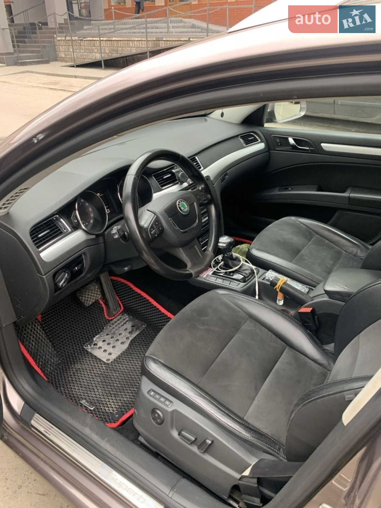 2011 Skoda Superb - мініатюра 9