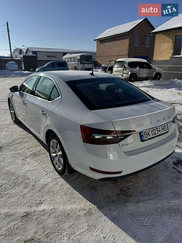 Лифтбек Skoda Superb 2021 в Ровно фото 7 Лифтбек Skoda Superb 2021 в Ровно