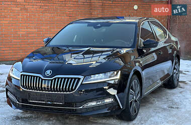 Лифтбек Skoda Superb 2023 в Мукачево