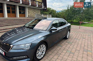 Лифтбек Skoda Superb 2020 в Надворной