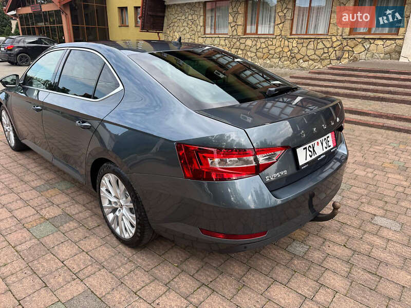 Лифтбек Skoda Superb 2020 в Надворной