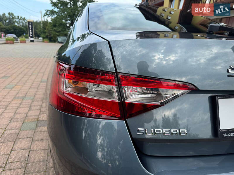 Лифтбек Skoda Superb 2020 в Надворной