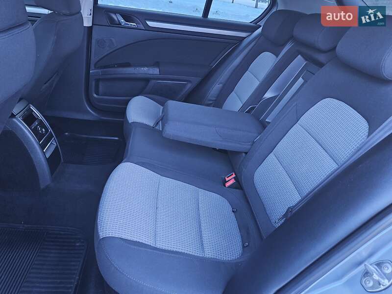 Лифтбек Skoda Superb 2008 в Дрогобыче