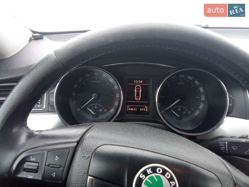 Универсал Skoda Superb 2012 в Кременчуге фото 8 Универсал Skoda Superb 2012 в Кременчуге