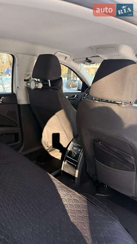 Ліфтбек Skoda Superb 2014 в Ужгороді