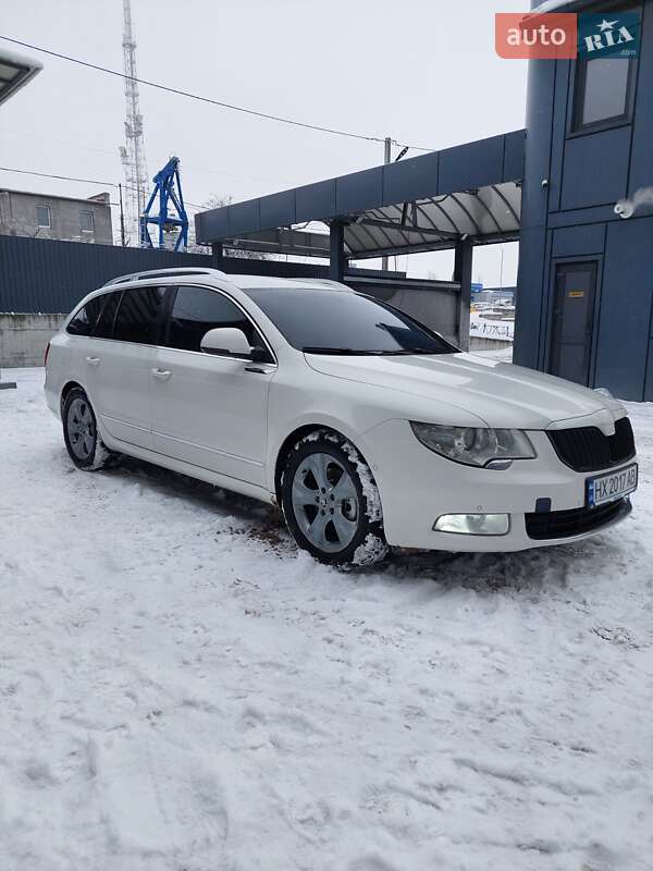 Универсал Skoda Superb 2013 в Хмельницком