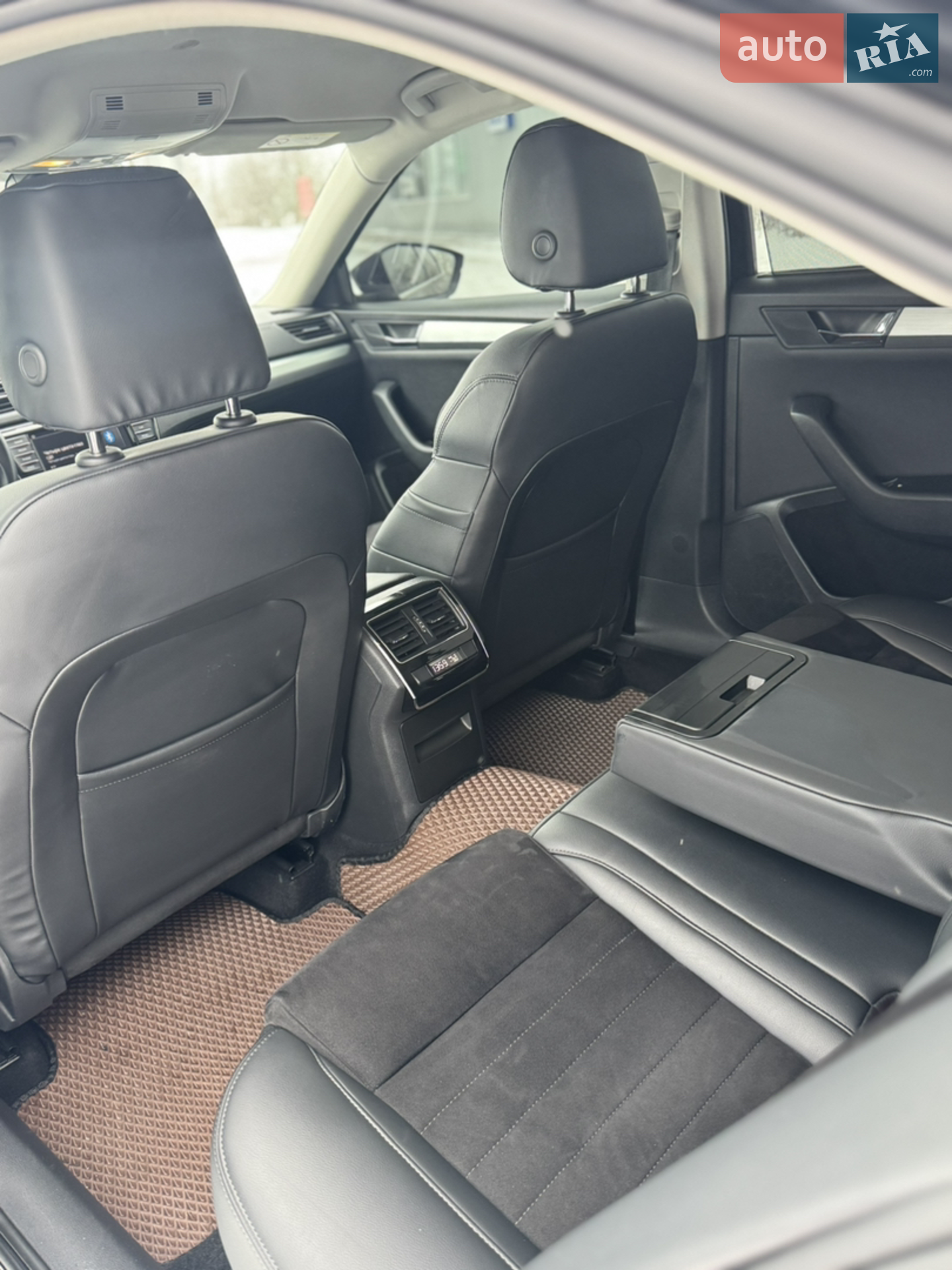 2015 Skoda Superb - мініатюра 17