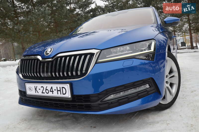 Универсал Skoda Superb 2022 в Дрогобыче
