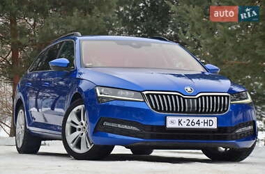 Универсал Skoda Superb 2022 в Дрогобыче
