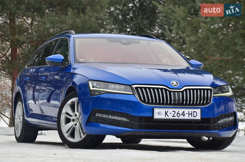 Универсал Skoda Superb 2022 в Дрогобыче