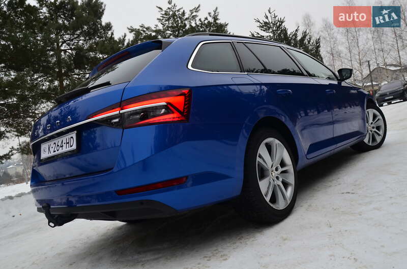 Универсал Skoda Superb 2022 в Дрогобыче