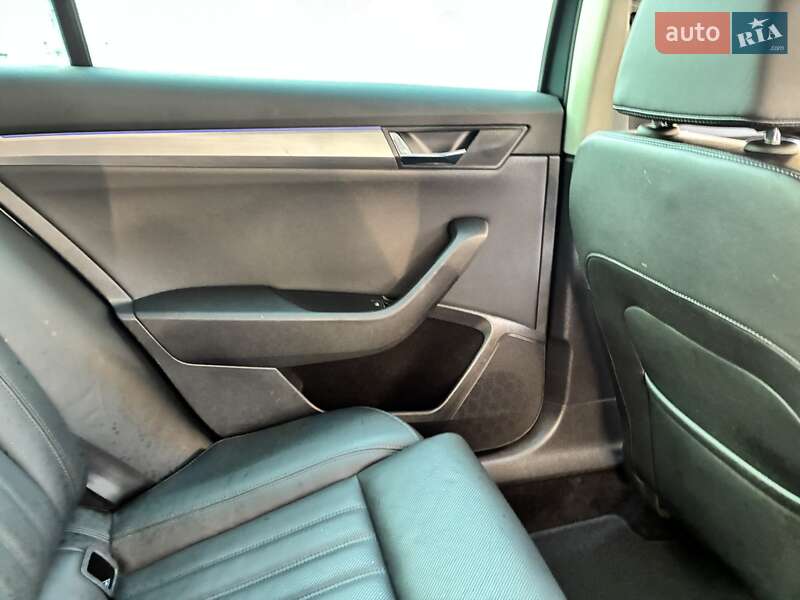 Универсал Skoda Superb 2019 в Киеве фото 40 Универсал Skoda Superb 2019 в Киеве