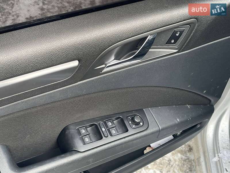 Универсал Skoda Superb 2012 в Киеве фото 9 Универсал Skoda Superb 2012 в Киеве