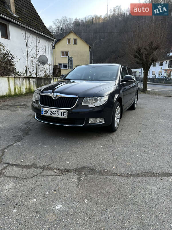 Лифтбек Skoda Superb 2010 в Владимирце фото Лифтбек Skoda Superb 2010 в Владимирце