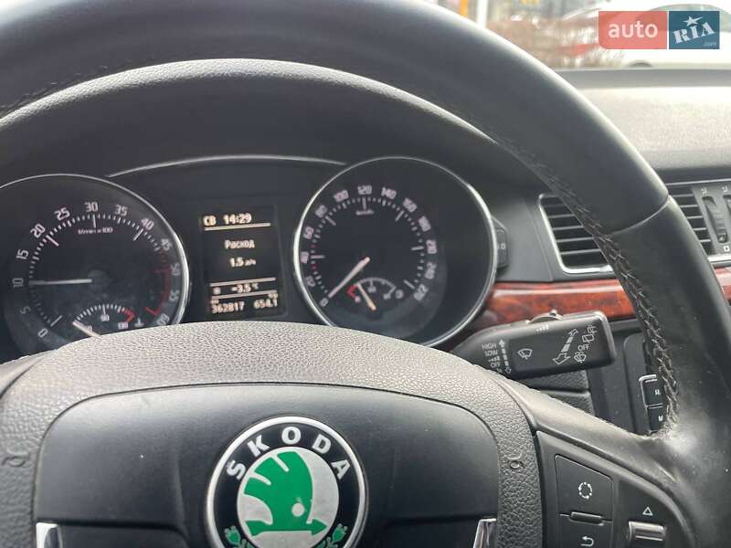 Универсал Skoda Superb 2010 в Киеве