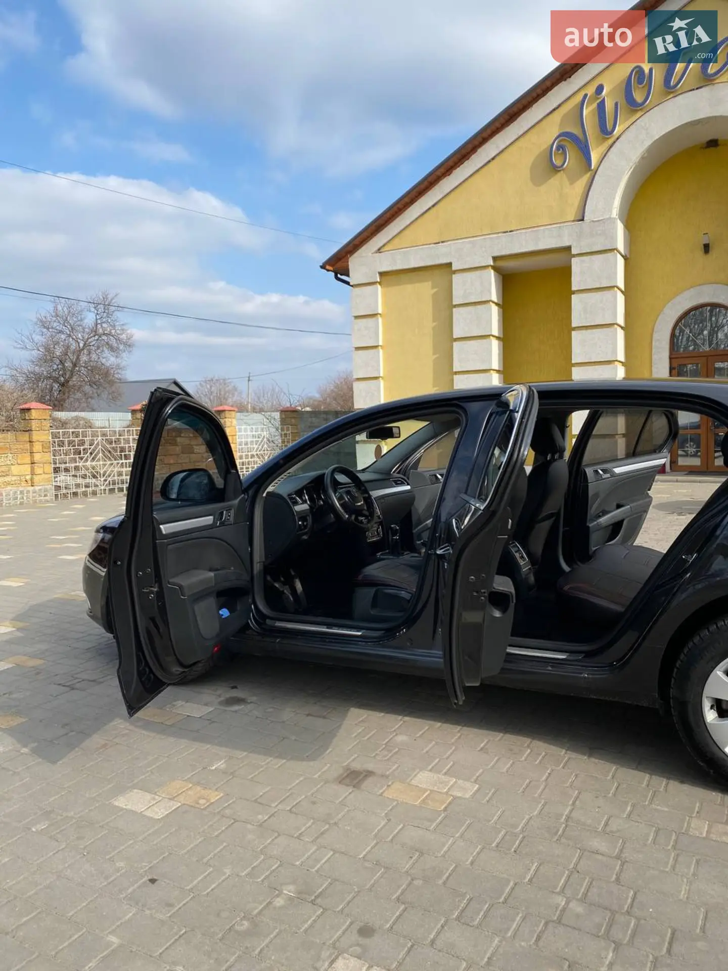 2012 Skoda Superb - мініатюра 3