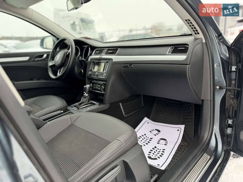 Универсал Skoda Superb 2014 в Сарнах фото 29 Универсал Skoda Superb 2014 в Сарнах