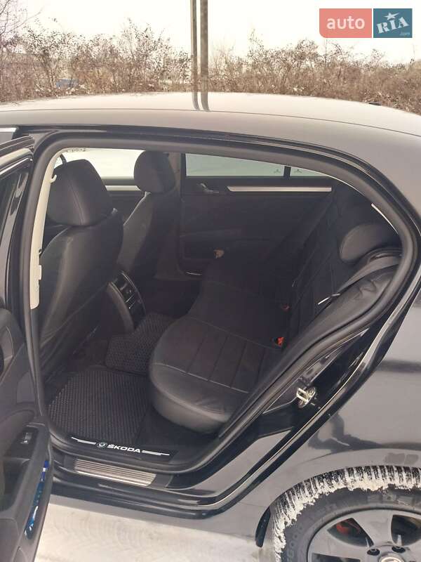 Лифтбек Skoda Superb 2012 в Белой Церкви