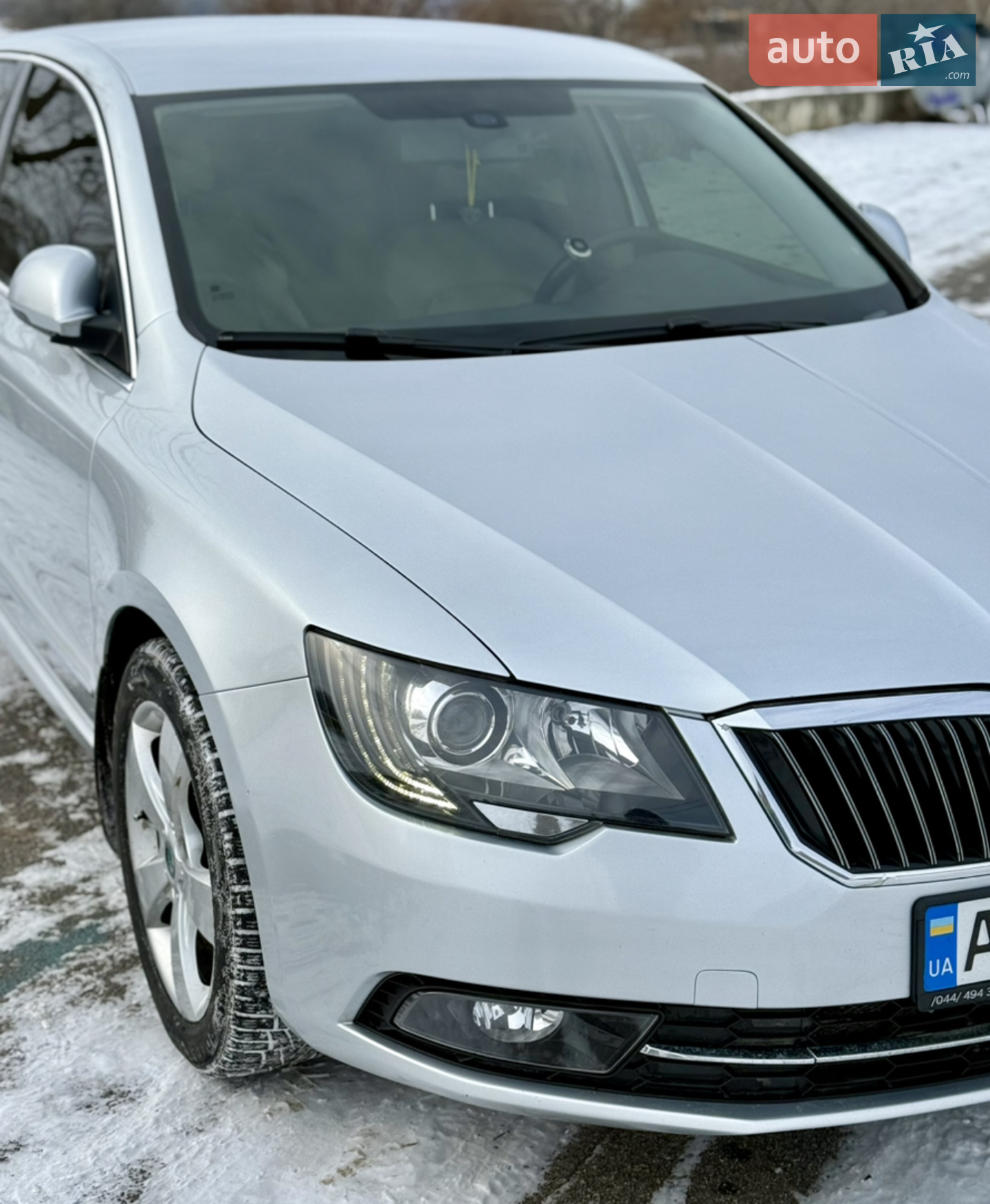 2011 Skoda Superb - мініатюра 2