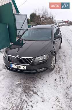 Универсал Skoda Superb 2013 в Яготине