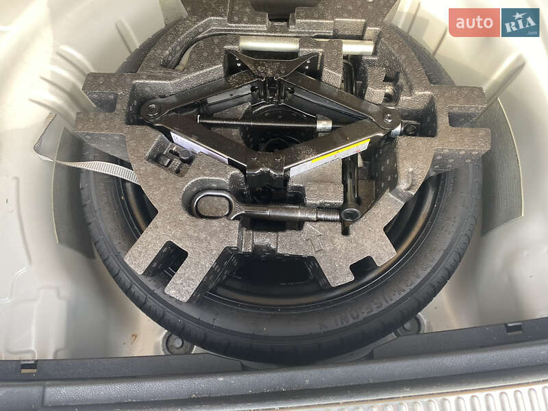 Універсал Skoda Superb 2019 в Києві фото 7 Універсал Skoda Superb 2019 в Києві