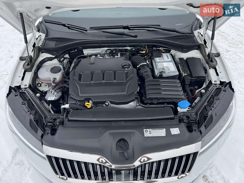 Универсал Skoda Superb 2019 в Лопатине