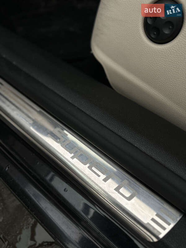 Универсал Skoda Superb 2011 в Луцке фото 33 Универсал Skoda Superb 2011 в Луцке