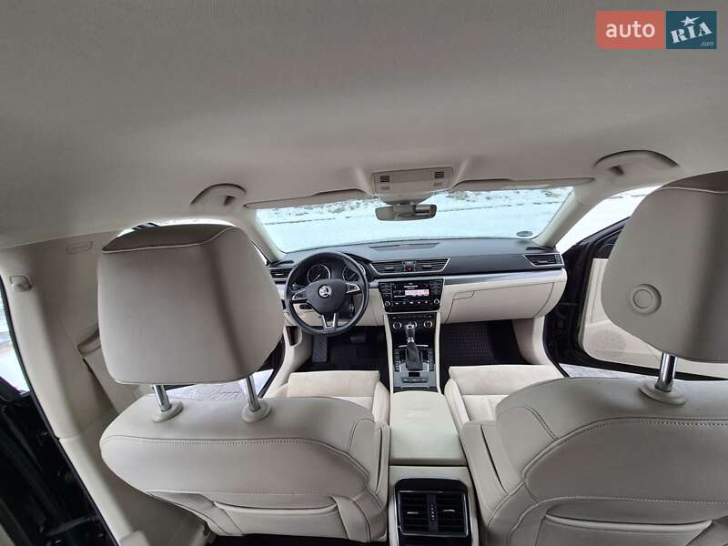 Универсал Skoda Superb 2017 в Стрые