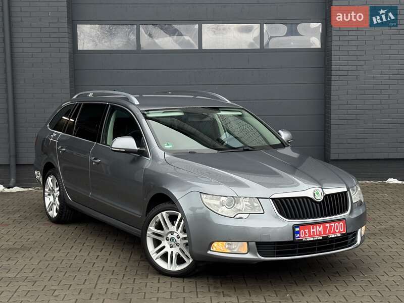 Універсал Skoda Superb 2011 в Луцьку
