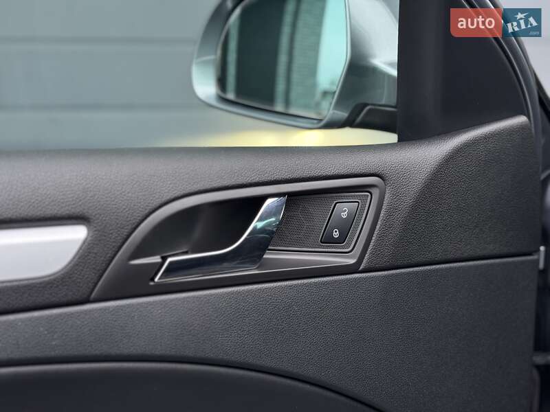 Універсал Skoda Superb 2011 в Луцьку