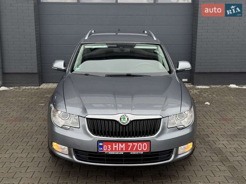 Універсал Skoda Superb 2011 в Луцьку